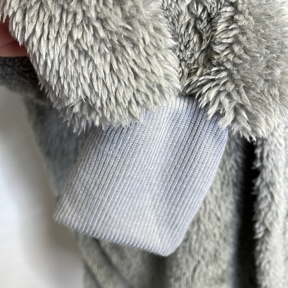 3pc Furry Pajama Set - Picture 5 of 6